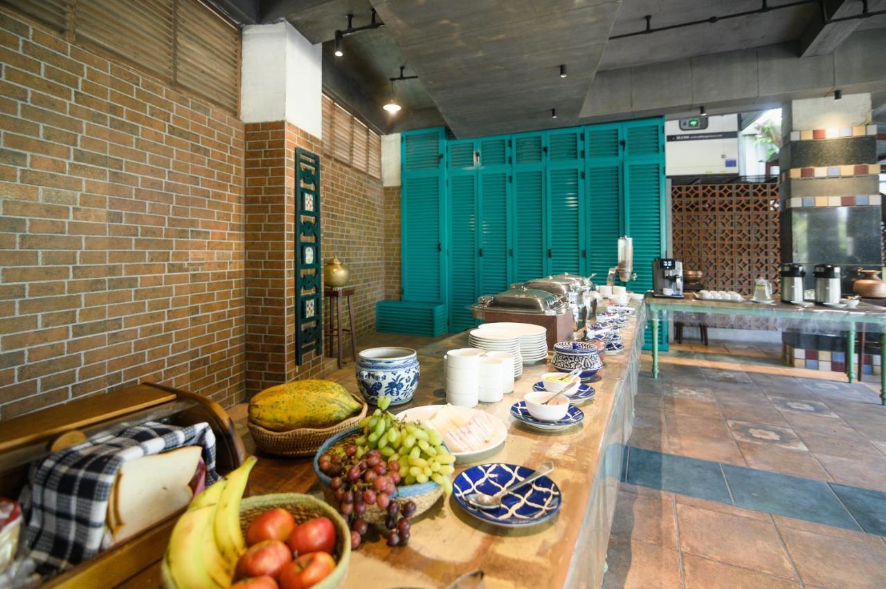 Bougainvilla Apartment スーラト エクステリア 写真