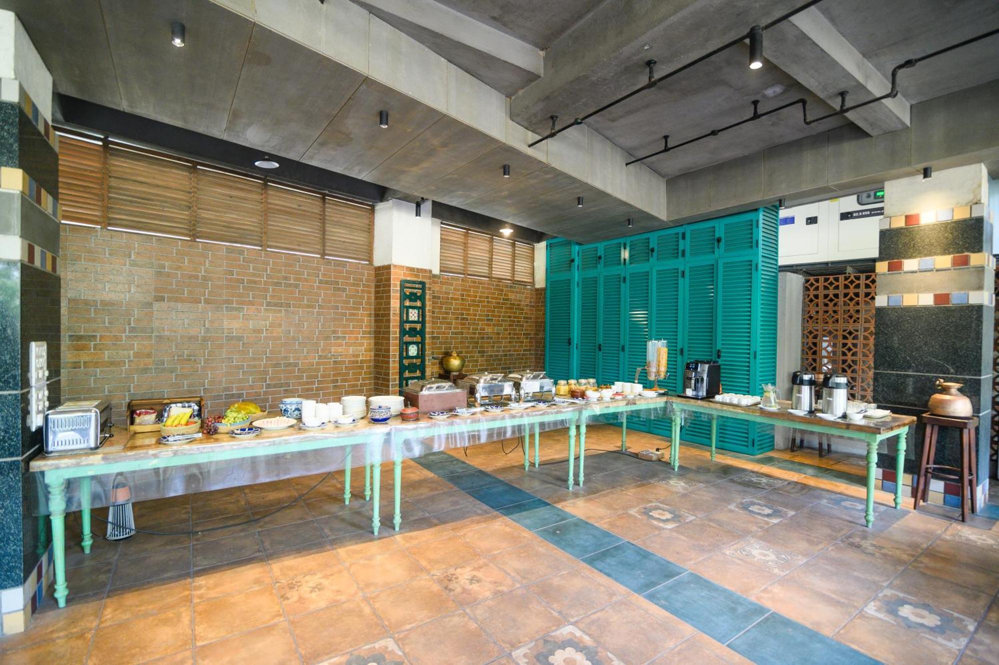 Bougainvilla Apartment スーラト エクステリア 写真